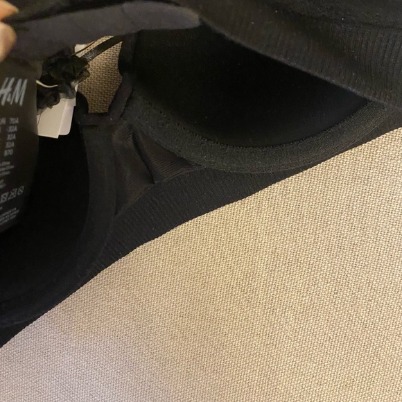 Brand new strapless bra - Picture 5 of 5